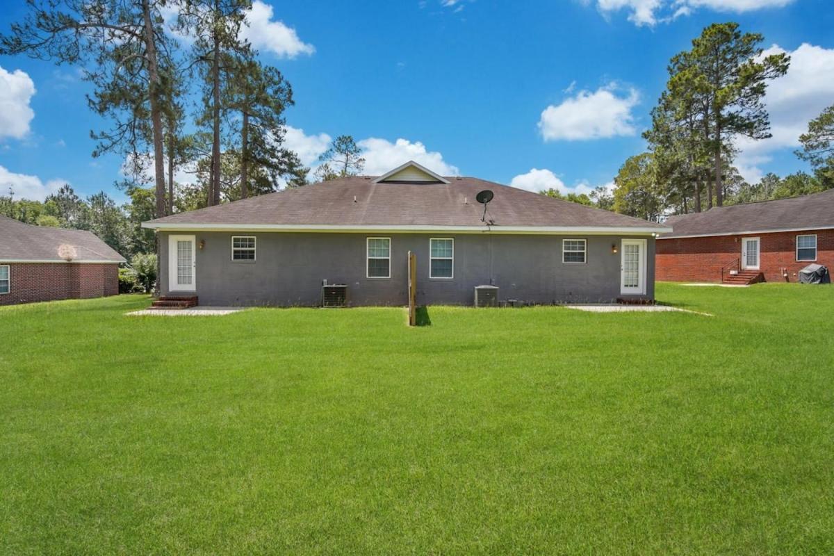 Charming Gray Home- 5 Mins From Gsu! Statesboro Zewnętrze zdjęcie