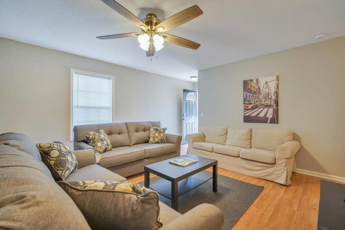 Charming Gray Home- 5 Mins From Gsu! Statesboro Zewnętrze zdjęcie